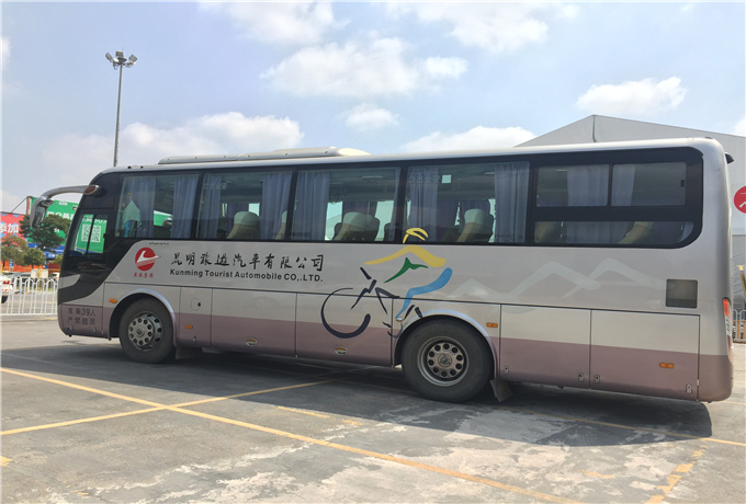 55座大巴车包车费用